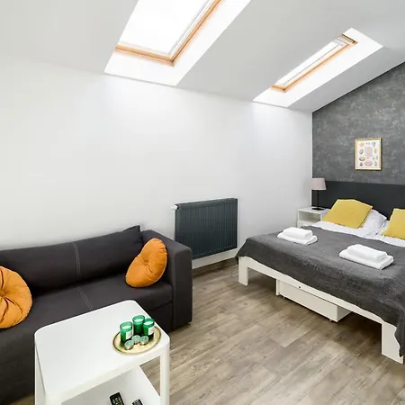 Modern In The Very Location 18 Apartment *